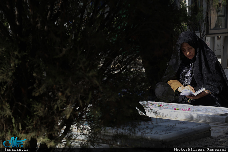 آخرین  پنجشنبه سال در گلزار شهدا