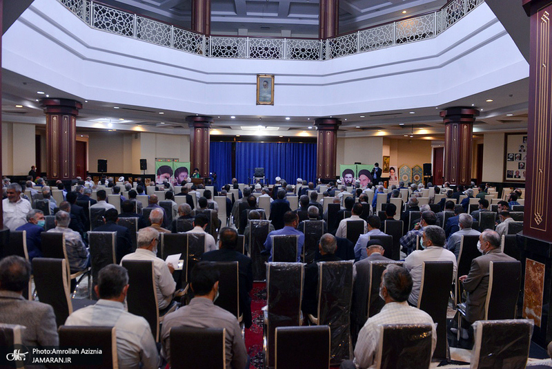 گردهمایی خادمین افتخاری‎ حرم مطهر حضرت امام خمینی (س)