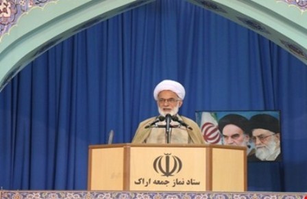 رئیس جمهوری منتخب مردم باید به تعهدات خود وفادار باشد