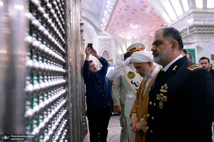 تجدید میثاق فرمانده و پرسنل نیروی دریایی ارتش جمهوری اسلامی ایران با آرمان‌های امام خمینی(س)