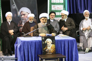 مراسم چهلمین روز در گذشت  آیت الله صانعی در حسینیه جماران  2