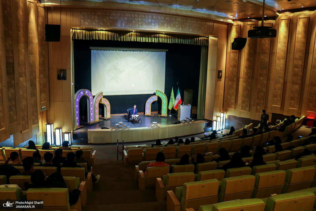 همایش قرآنی ویژه دانشجویان در خمین
