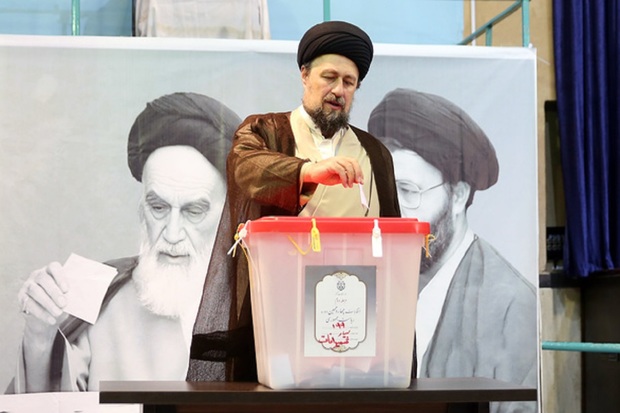 Seyyed Hassan Khomeini seeks higher turnout at Iran run off presidential election