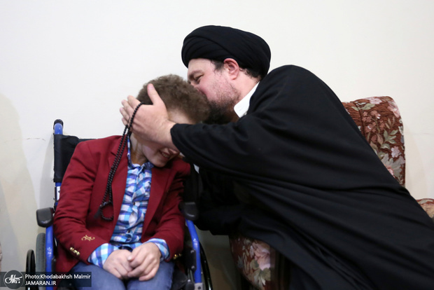 اجرای تصنیف ایرج بسطامی توسط پوریا در حضور سیدحسن خمینی