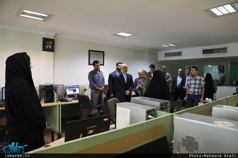 حضور رئیس سازمان انرژی اتمی در پایگاه اطلاع رسانی و خبری جماران