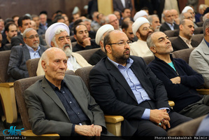 حضور سید حسن خمینی در مراسم ختم حجت الاسلام و المسلمین حمیدزاده 