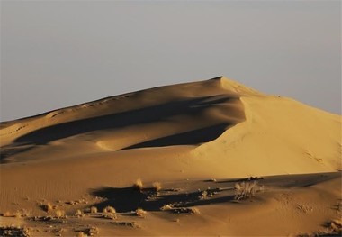 پیرمرد گم شده در کویر مزینان داورزن پیدا شد