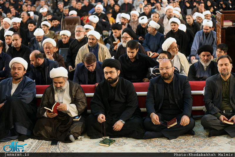 مراسم احیاء شب بیست و یکم ماه مبارک رمضان درحرم مطهر امام خمینی (س) /2