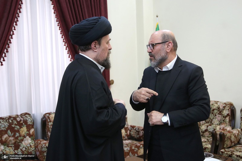 دیدار با رئیس و جمعی از کارکنان بنیاد مستضعفان با سیدحسن خمینی