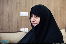 لاله افتخاری، نماینده ادوار مجلس:تندروی، اهانت و تهمت زدن بازی در زمین دشمن است/خداروشکر دو قوه دیگر با رئیس جمهور همراه هستند/دکتر پزشکیان تکیه بر مردم داشته باشد