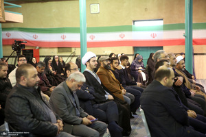 رونمایی از پرده نقالی خوانی (امام مردم) در حسینیه جماران