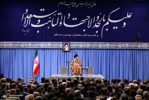 دیدار جمعی از تولیدکنندگان، کارآفرینان و فعالان اقتصادی با رهبر معظم انقلاب