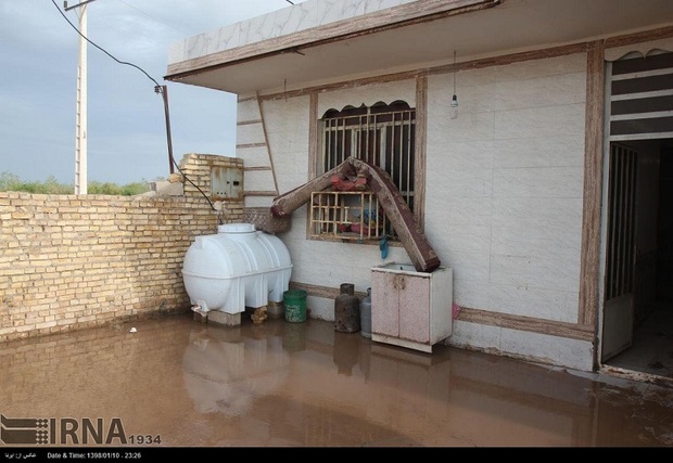 هفت تاسیسات آبرسانی در شهرستان شوش زیر آب رفته است