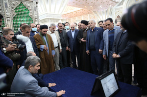 تجدید میثاق رئیس و نمایندگان مجلس با آرمان های حضرت امام خمینی (س)