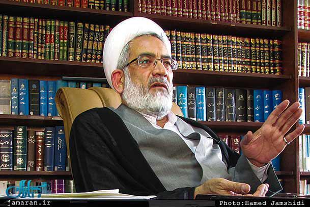 انتقاد دادستان کل کشور از حضور زنان در ورزشگاه آزادی