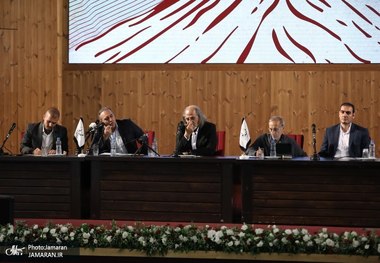 امیرخانی: پذیرش مسئولیت ناکامی‌ها از سوی افراد و جریان‌های سیاسی، گامی اساسی برای برون‌رفت از بحران است/ مطهرنیا: اقتصاد رانتی، تحریم‌ها و فساد، نظام مالی کشور را تضعیف کرده/ خانیکی: جامعه ایران، تحت فشار تبعیض و نابرابری، ترومایی شده است