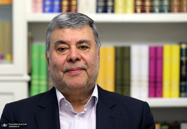 سید محمد صدر: در حال حاضر جایگاه بین‌المللی ایران مناسب نیست/ برای جبران عقب ماندگی ها باید در سیاست‌های کلی تجدیدنظر شود/ با سیاست‌هایی که وجود دارد برخی از نیروهای انسانی از کشور مهاجرت می‌کنند