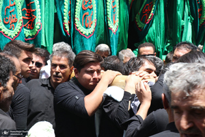 مراسم عزاداری و نخل گردانی روز عاشورا در خمین
