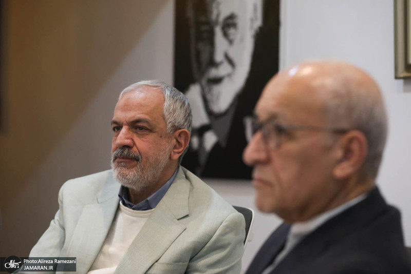 بازدید سید محمد خاتمی از موزه دکتر حسن حبیبی