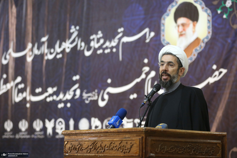 تجدید میثاق وزیر، مدیران و کارکنان وزارت علوم تحقیقات و فناوری با آرمان های امام