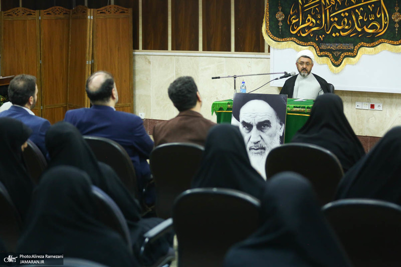 مراسم بزرگداشت روز زن در موسسه تنظیم و نشر آثار امام خمینی (ره)