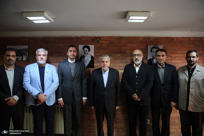حضور وزیر میراث‌فرهنگی، گردشگری و صنایع‌دستی در جماران به مناسبت روز خبرنگار