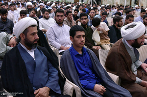 آئین آغاز سال تحصیلی حوزه علمیه استان تهران در حرم امام خمینی