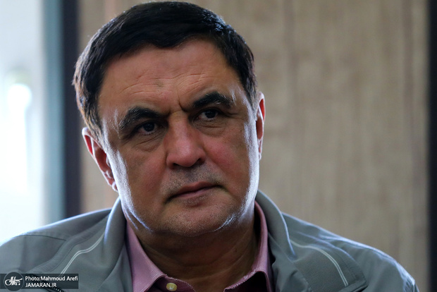 ناصر ایمانی: هر آدم عاقلی، می خواهد از شرایط «نه جنگ و نه صلح» خارج شود/ دوقطبی‌های «جنگ-مذاکره» و «خائن-خادم» را باید کنار بگذاریم/ مردم اسیر «جنگ روانی» طرف مقابل نشوند/ آشوب‌هایی که در اروپا می‌بینید، بخش عمده‌اش به خاطر گرانی کالاهاست