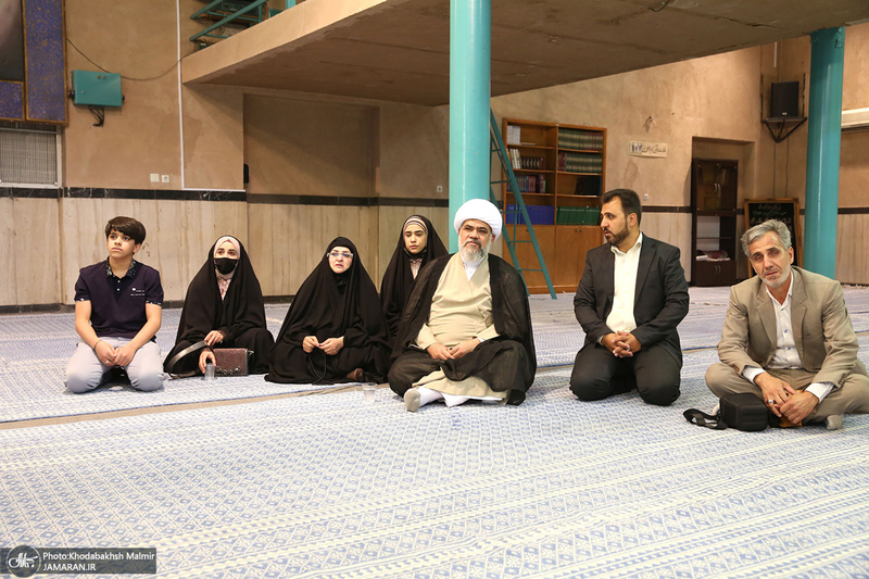 بازدید نماینده آیت الله العظمی یعقوبی از جماران / قیس طایی