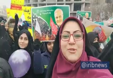 حضور مردم اراک و زنجان در راهپیمایی ۲۲ بهمن در برف و سرما