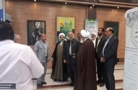 بازدید استاندار قم از نمایشگاه «حضور صد ساله خورشید» (5)