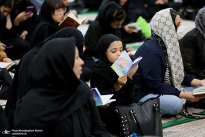 مراسم شب نوزدهم ماه مبارک رمضان در حرم امام خمینی (س) 2