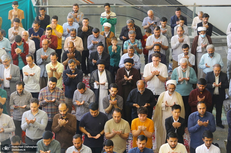 نماز عید سعید فطر در حرم مطهر حضرت معضومه (س)