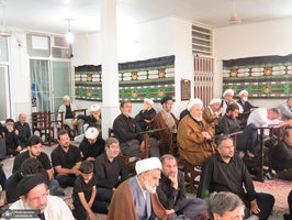 مراسم عزاداری شهادت حضرت امام رضا (ع) در بیت مرحوم آیت الله العظمی صانعی (ره)