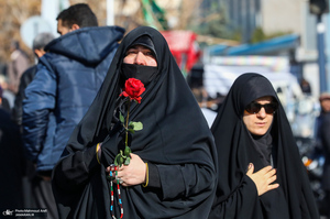 تشییع پیکرهای 110 شهید گمنام دفاع مقدس در تهران - 2