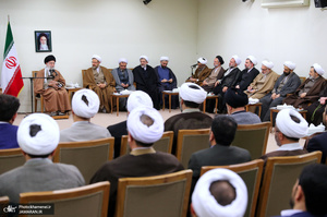 دیدار مسئولان دفتر تبلیغات اسلامی حوزه علمیه قم با رهبر معظم انقلاب اسلامی