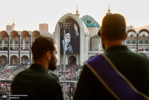 مراسم وداع با پیکر رهبر شهید