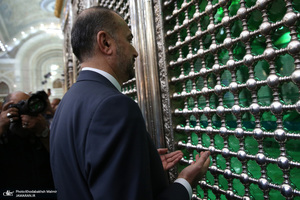 تجدید میثاق وزیر ، معاونان ومسئولان وزارت خارجه با آرمان های حضرت امام (س) 2