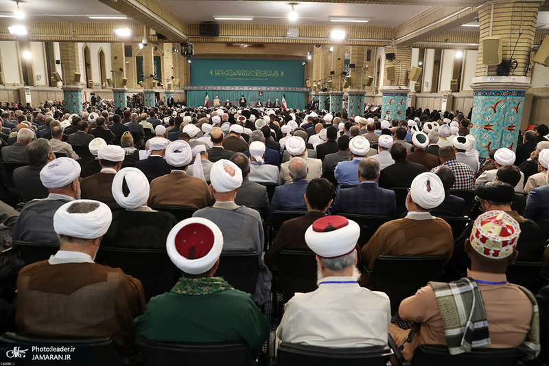 دیدار مسئولان نظام و مهمانان کنفرانس وحدت اسلامی با رهبر معظم انقلاب