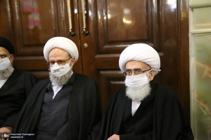 حضور مراجع و علما در مسجد امام حسن عسکری(ع) در پی ارتحال آیت الله العظمی صافی(ره)