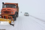 حجم زیاد برف بازگشایی راه‌های روستایی در استان زنجان را دشوار کرده است