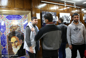 تجدید میثاق دانش آموزان و مردم با امام در حسینیه جماران