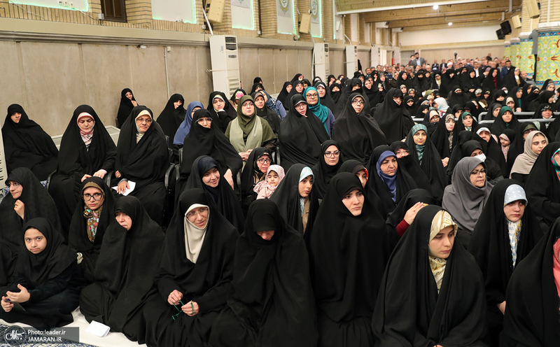 دیدار مسئولان نظام و سفرای کشورهای اسلامی با رهبر معظم انقلاب