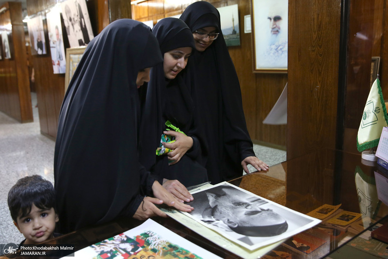 تجدید میثاق اقشار مختلف مردم با آرمان های امام خمینی (س)