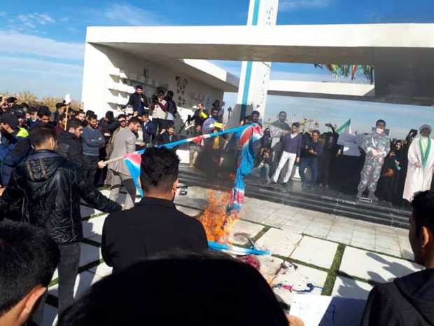 دانشجویان در مشهد تجمع ضدآمریکایی برگزار کردند