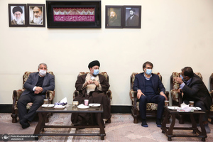 تجدید میثاق شهردار تهران و اعضای شورای اسلامی شهر تهران با آرمان های امام(س)