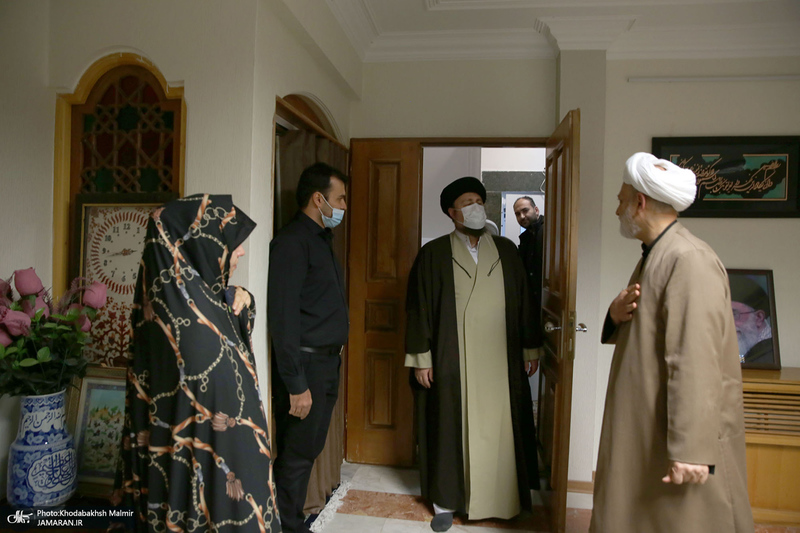 حضور سید حسن خمینی در منزل مرحوم آیت الله ری شهری (ره)