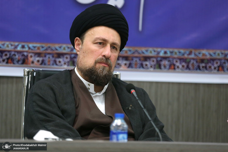 نشست صمیمانه اعضا هیات علمی پژوهشکده امام خمینی و انقلاب اسلامی با تولیت  معزز به مناسبت روز معلم