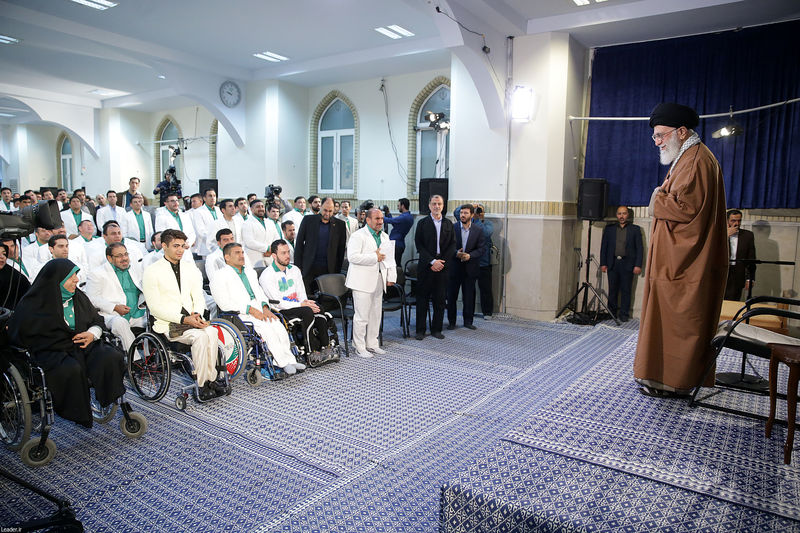 دیدار مدال‌آوران کاروان ورزشی ایران در بازی‌های پاراآسیایی اندونزی با رهبر معظم انقلاب