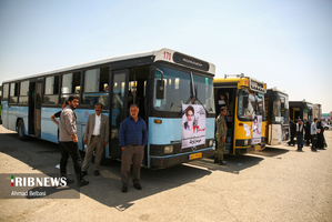 حضور مردم و مرزبندی با اقلیت اخلال‌گر مراسم ارتحال امام(س)